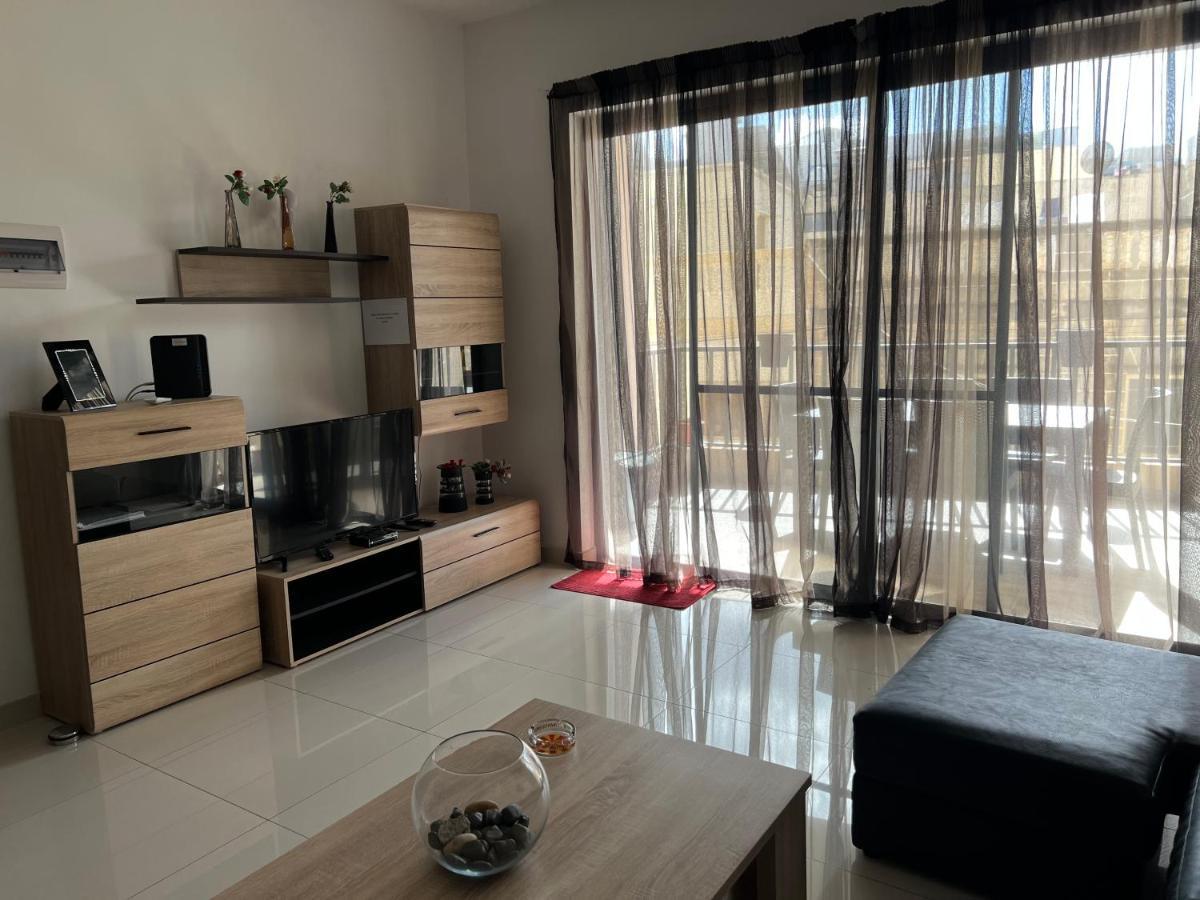 Claire'S Court Appartement Marsaxlokk Buitenkant foto
